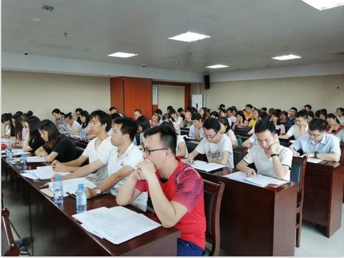 集团总公司党委举办集团2019年入党积极分子培训班